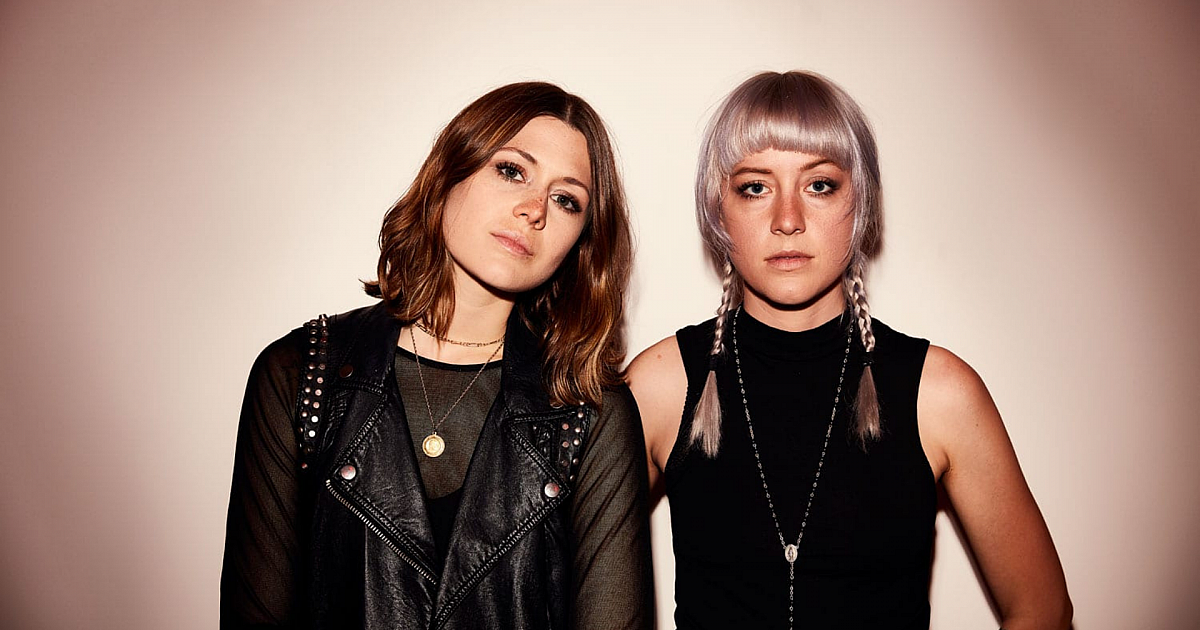 Larkin Poe Landscape