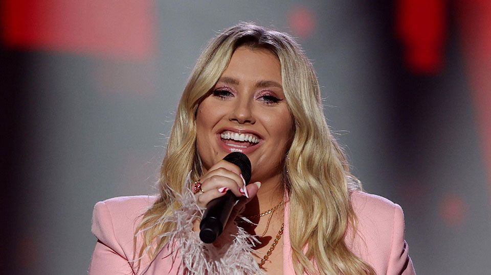 ella henderson 1