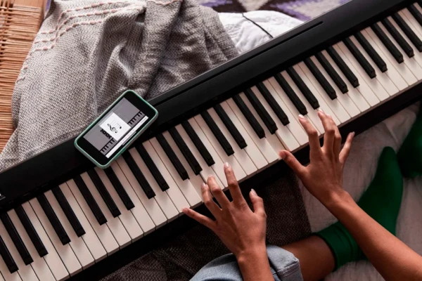 Roland FP-10: O piano digital compacto que redefine o que significa começar com qualidade 4 fp10 capa