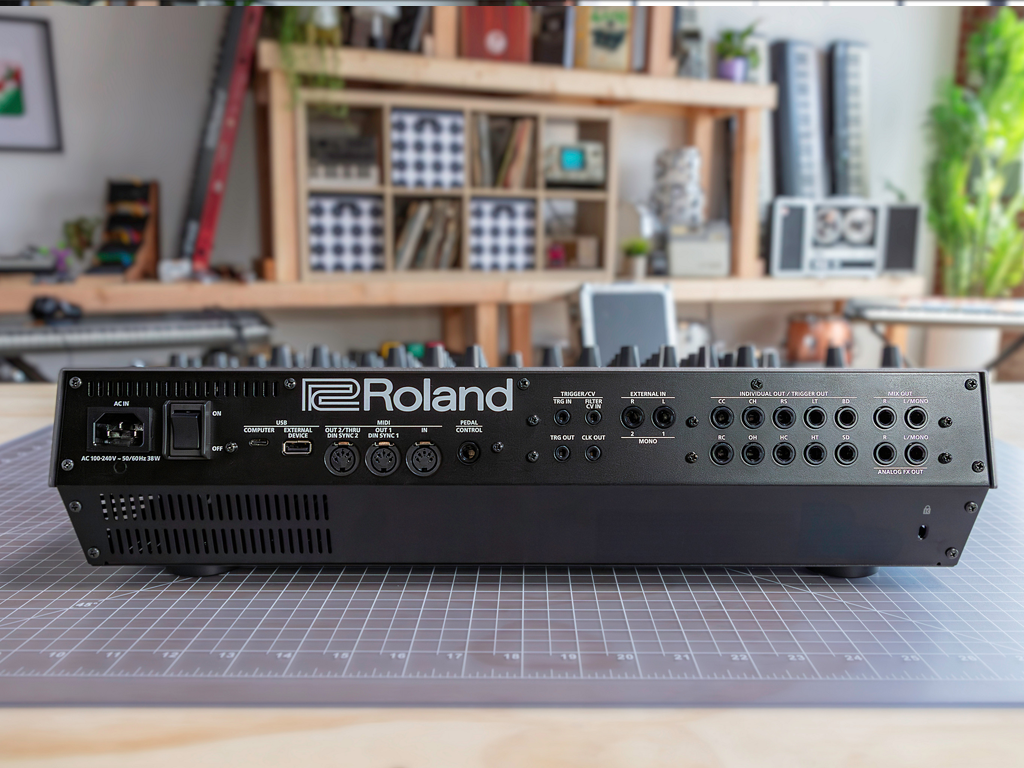 Roland TR-1000 Rhythm Creator: a máquina que reescreve as regras do ritmo 4 roland 2