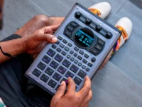ROLAND SP400
