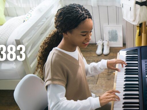 PSR-E383 - Yamaha PSR-E383: 5 razões para te apaixonares por este teclado este ano