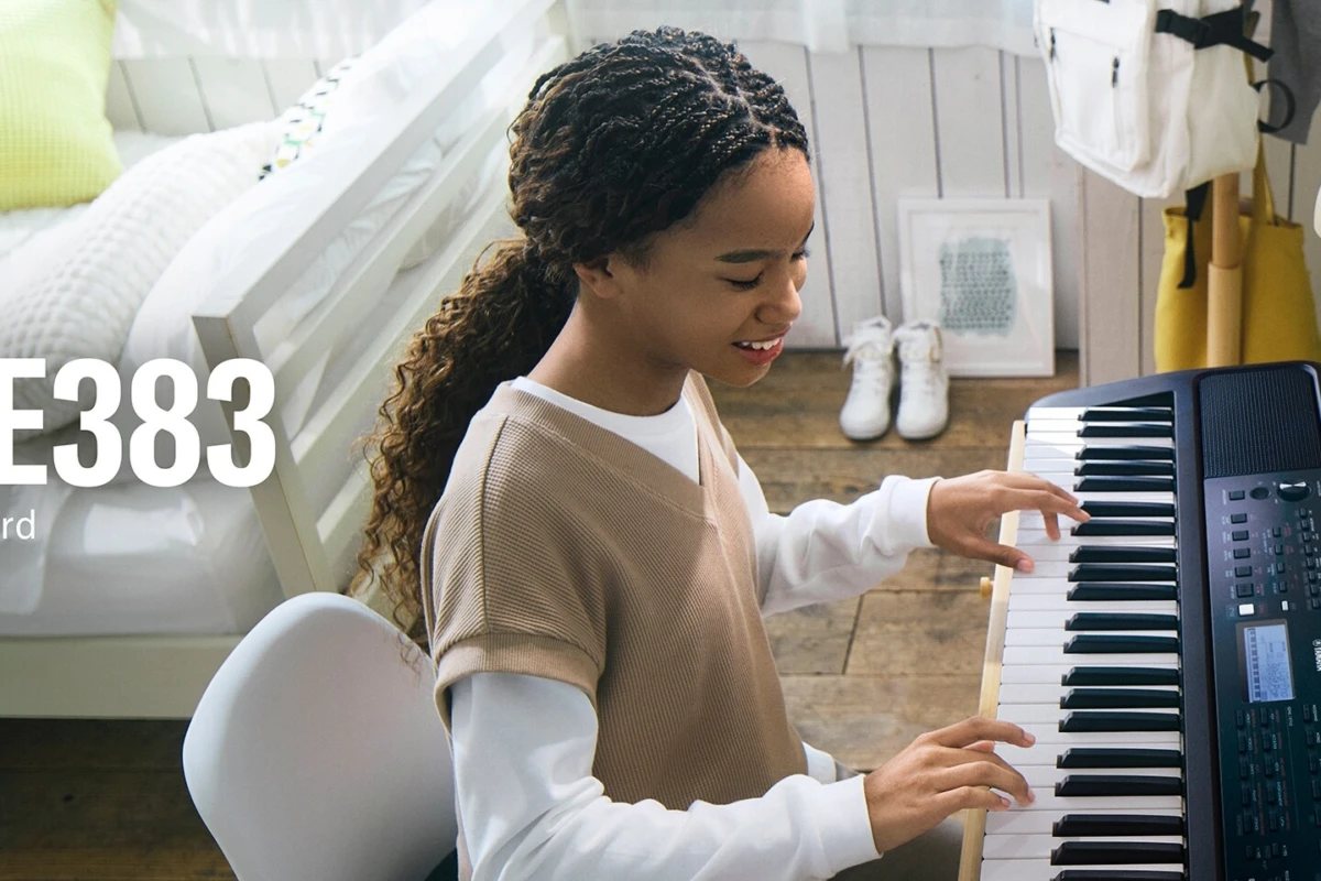 Yamaha PSR-E383: 5 razões para te apaixonares por este teclado este ano 1 PSR-E383 - Yamaha PSR-E383: 5 razões para te apaixonares por este teclado este ano